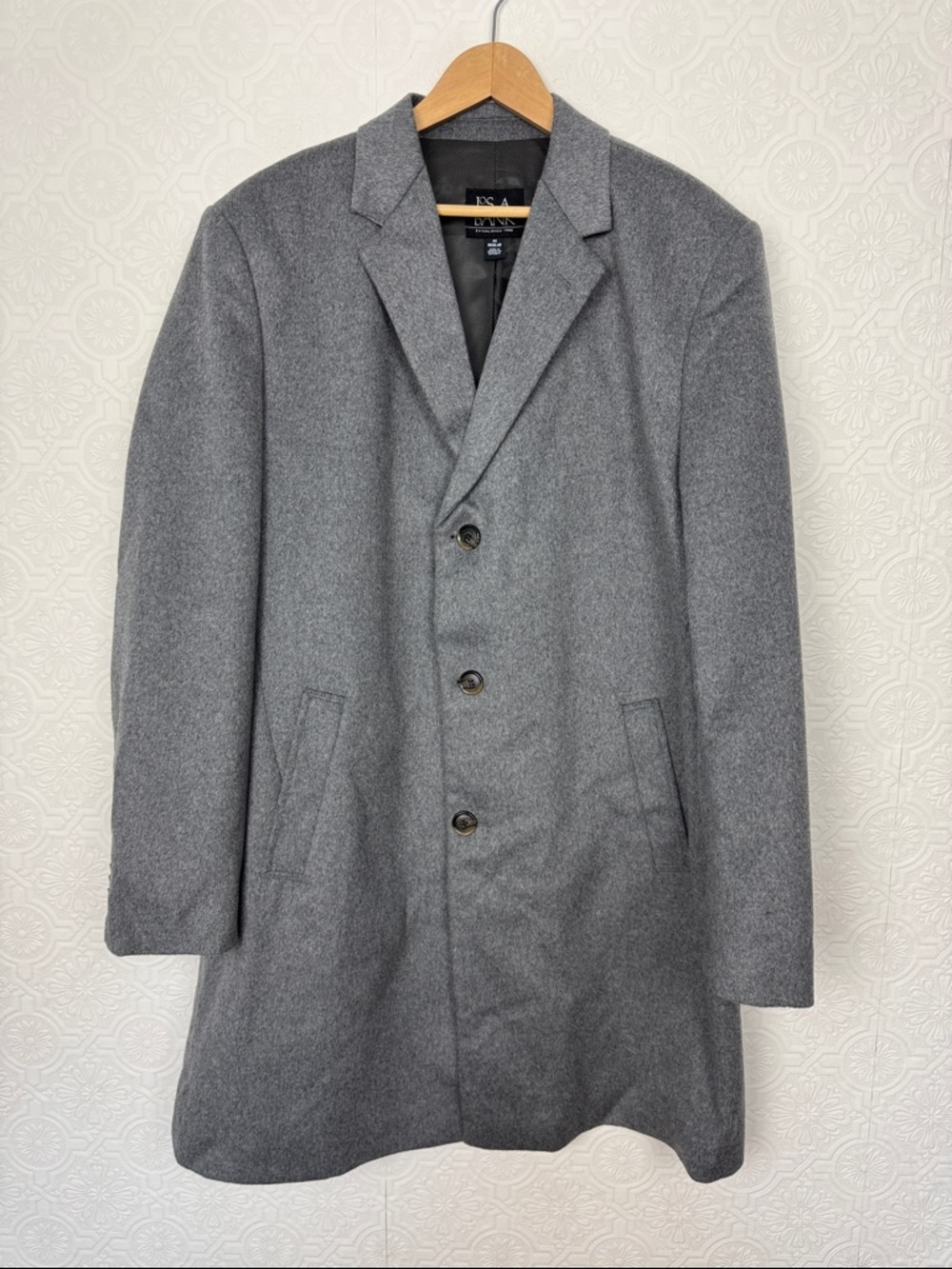 Jos. A. Bank Men’s Wool Blend Topcoat Gray 44 Three Button‎ Overcoat